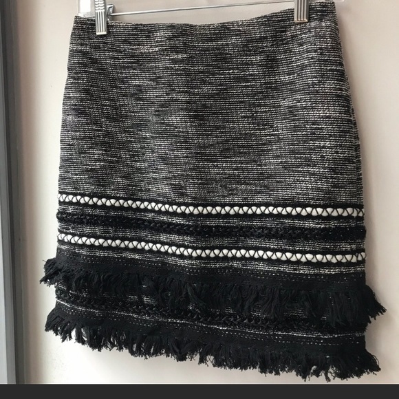 H&M Tweed Embellished Tassel Fringe Skirt Size 8 - Picture 3 of 5